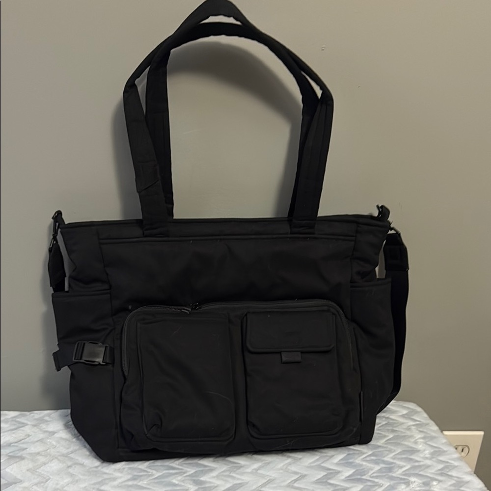 Vera Bradley Black Travel Bag with Durable Fabric and Multiple Compartments